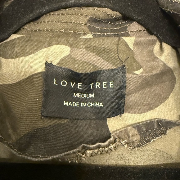 Love tree green camo jacket size m - Picture 3 of 5